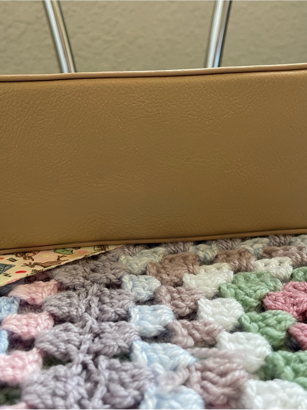 Loungefly Harry Potter/Honeydukes Crossbody Bag - Picture 14 of 14
